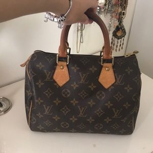 Authentic LV speedy 25
